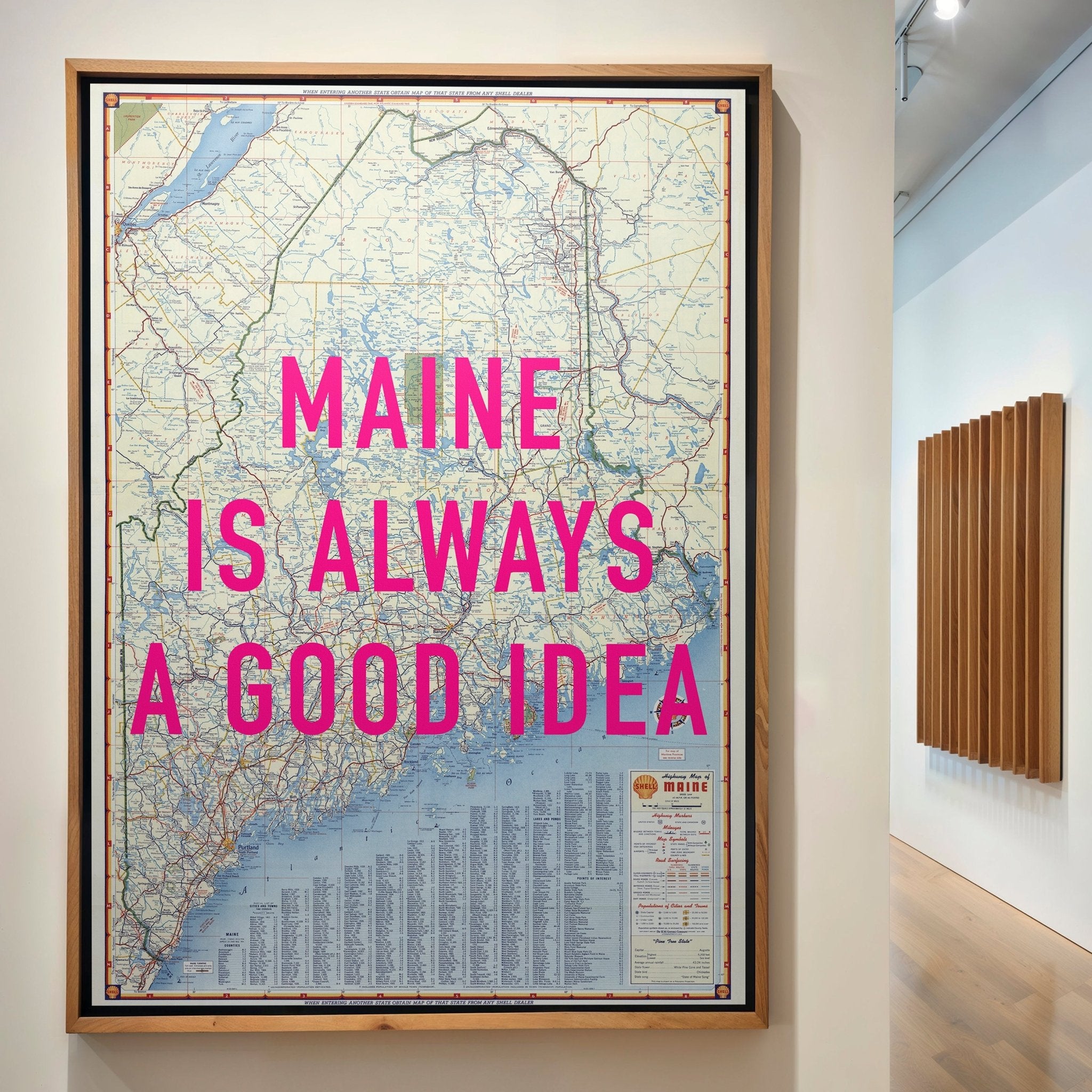 Maine Retro Pop Art Map Print - Magic Posters